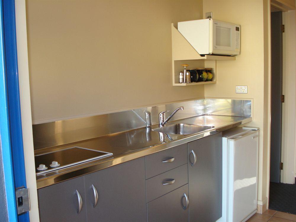 Clearwater Motor Lodge Taupo Bagian luar foto