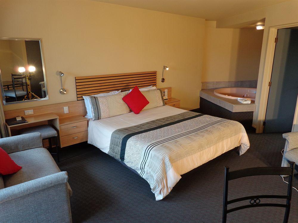 Clearwater Motor Lodge Taupo Bagian luar foto